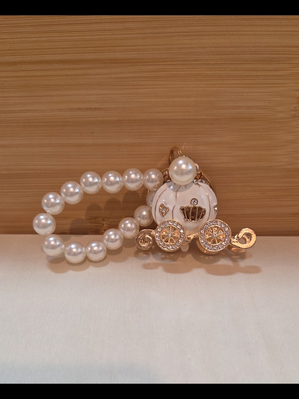 ✨ Premium Gold-Tone Cinderella Pumpkin Carriage Keychain / Bag Charm ✨